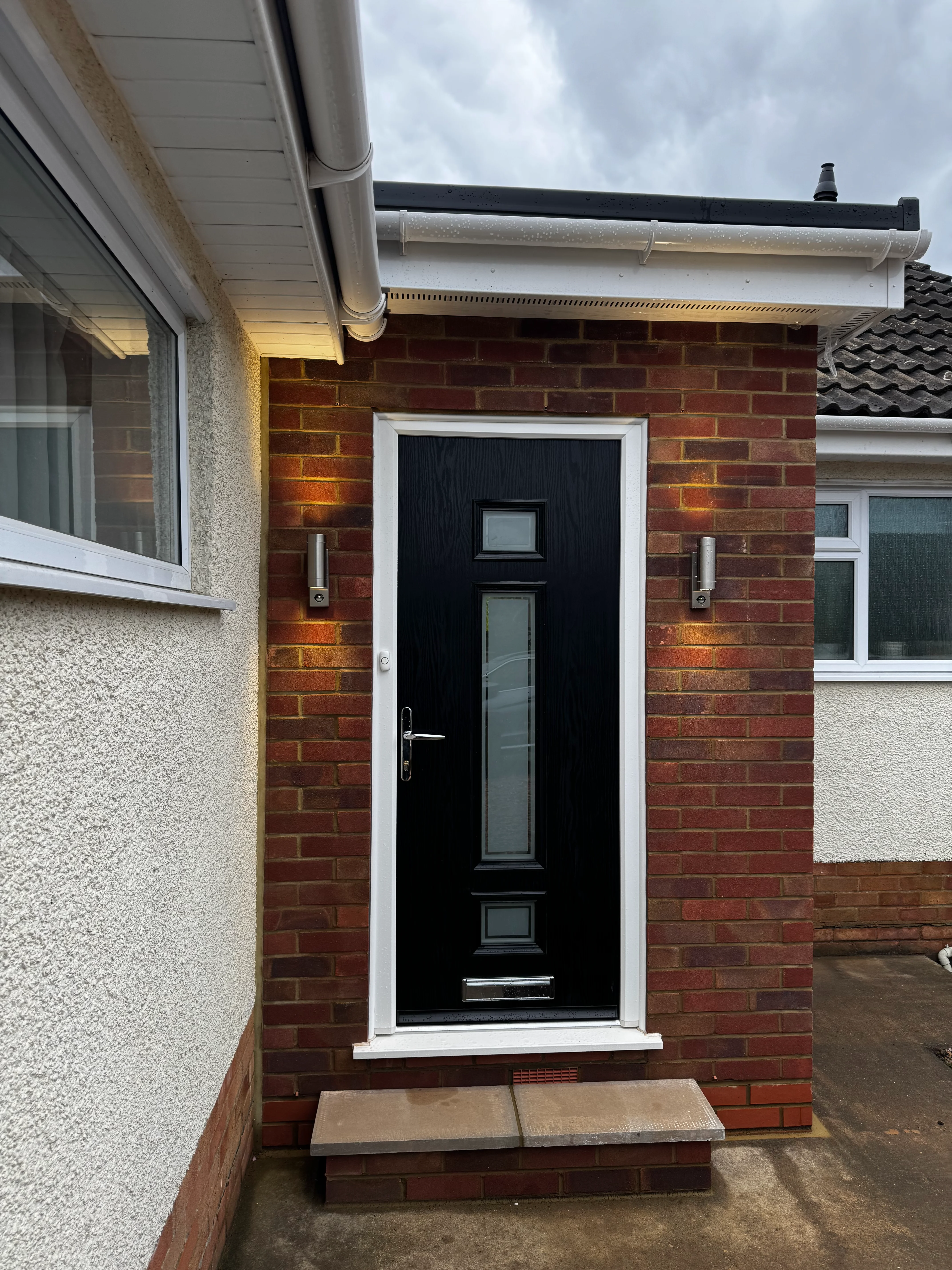 Outdoor electrical installation by Entigen in Kettering