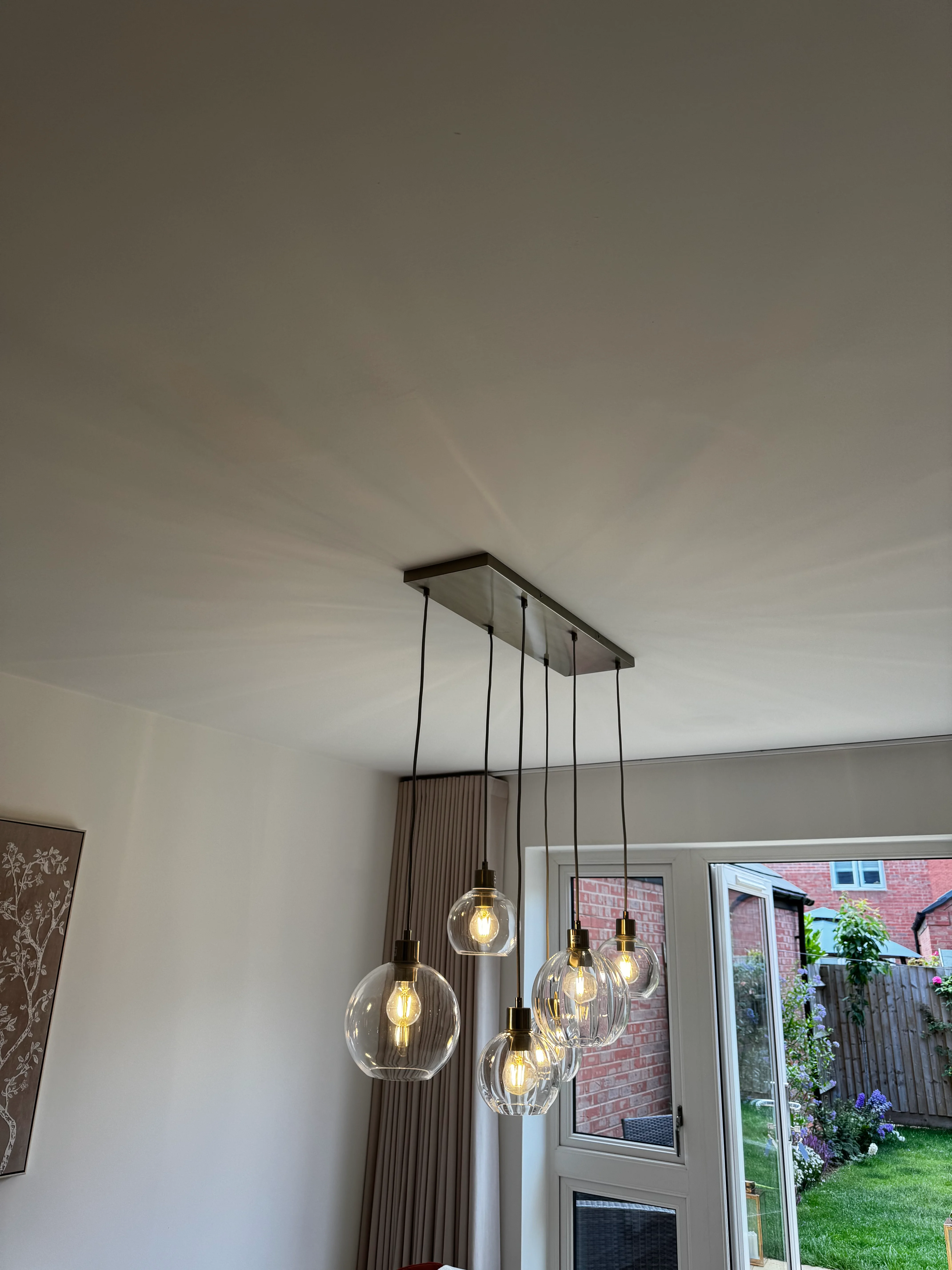 Entigen local electrician serving Kettering and Northamptonshire